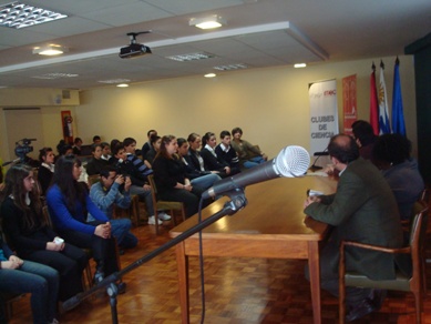 Gente participando de la actividad